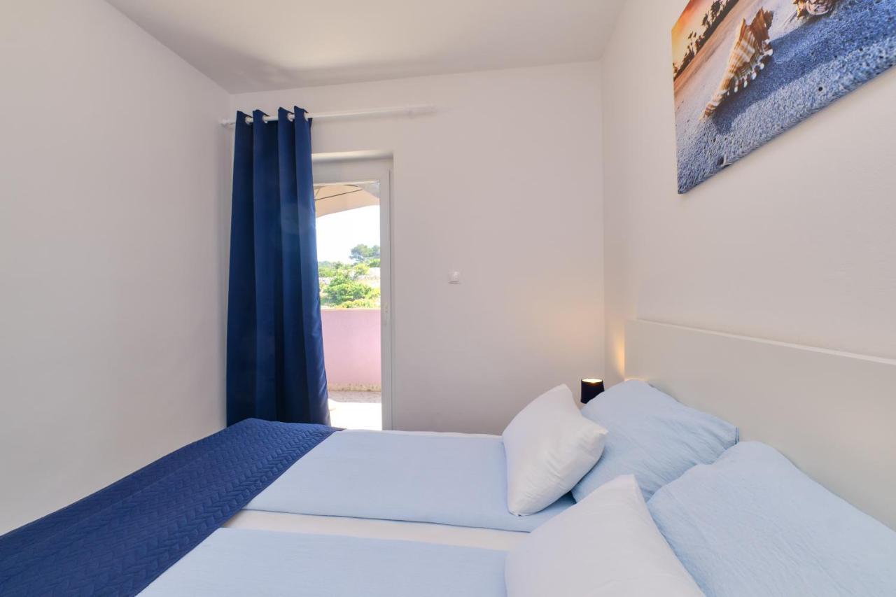 Apartmani Raic Mali Lošinj Exterior foto